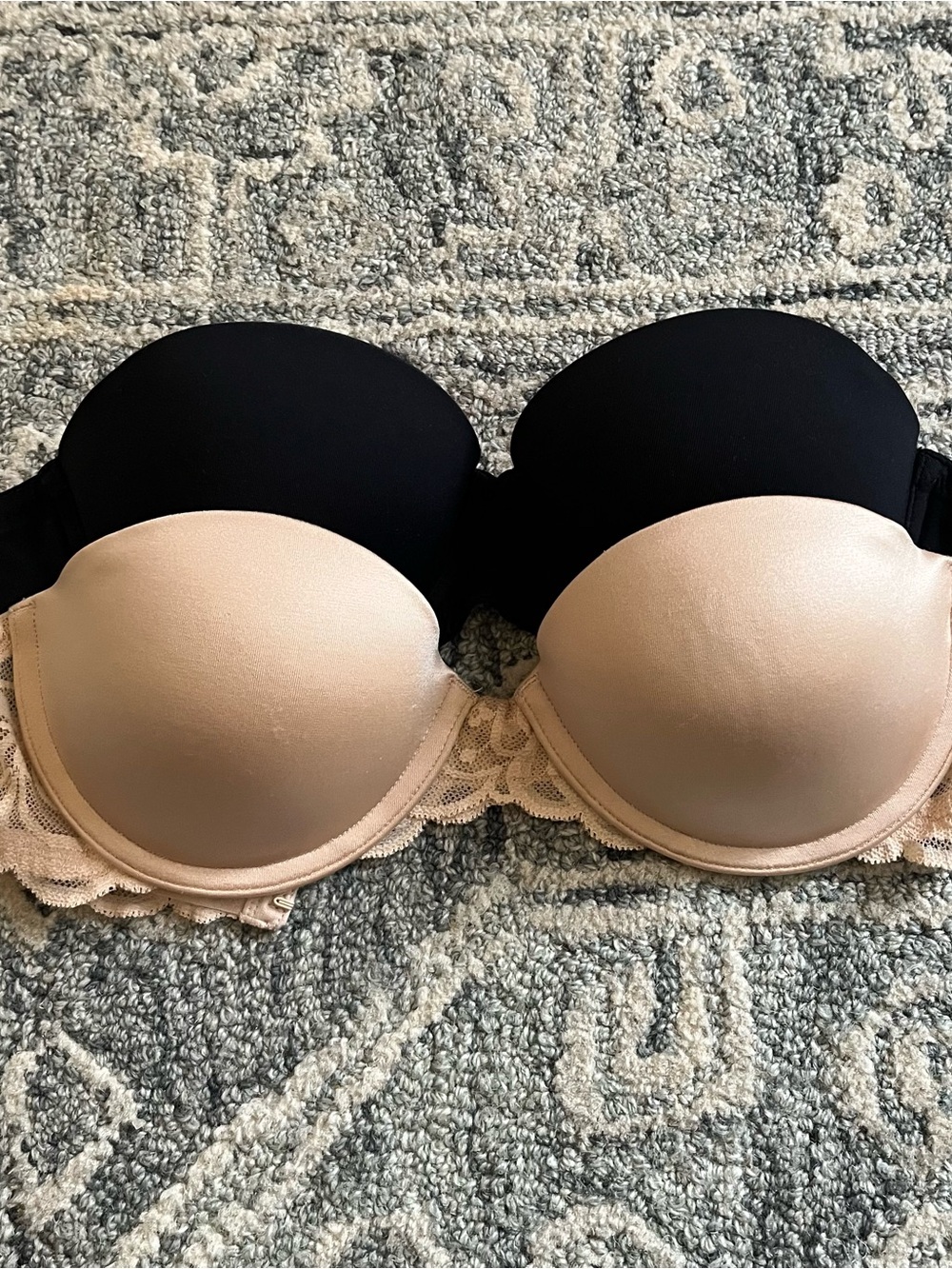 Lot of 2 PINK Victoria’s Secret strapless bras in 32B
